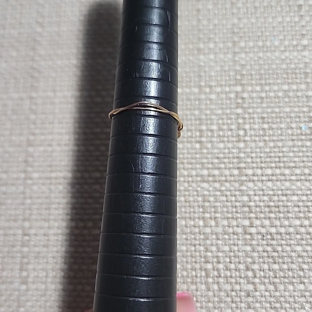 habdwrapped ring size 6